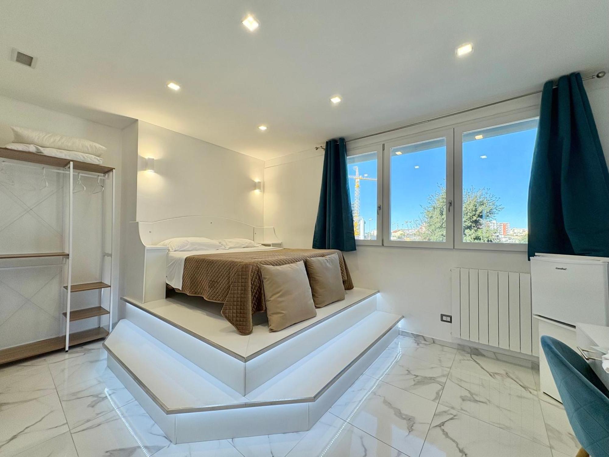 Romano'S Luxury Stay B&B Бари Екстериор снимка